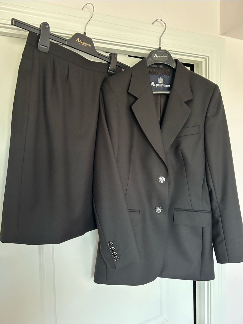 Aquascutum London Black Women's Skirt Suit - Classic Two-Piece Set